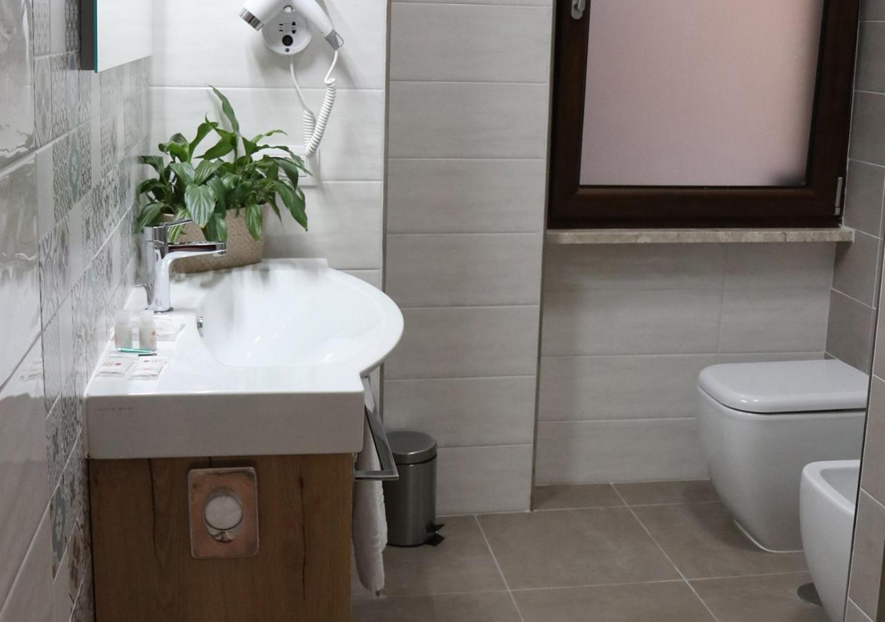 Residenza La Reggia Bed & Breakfast Caserta Ngoại thất bức ảnh