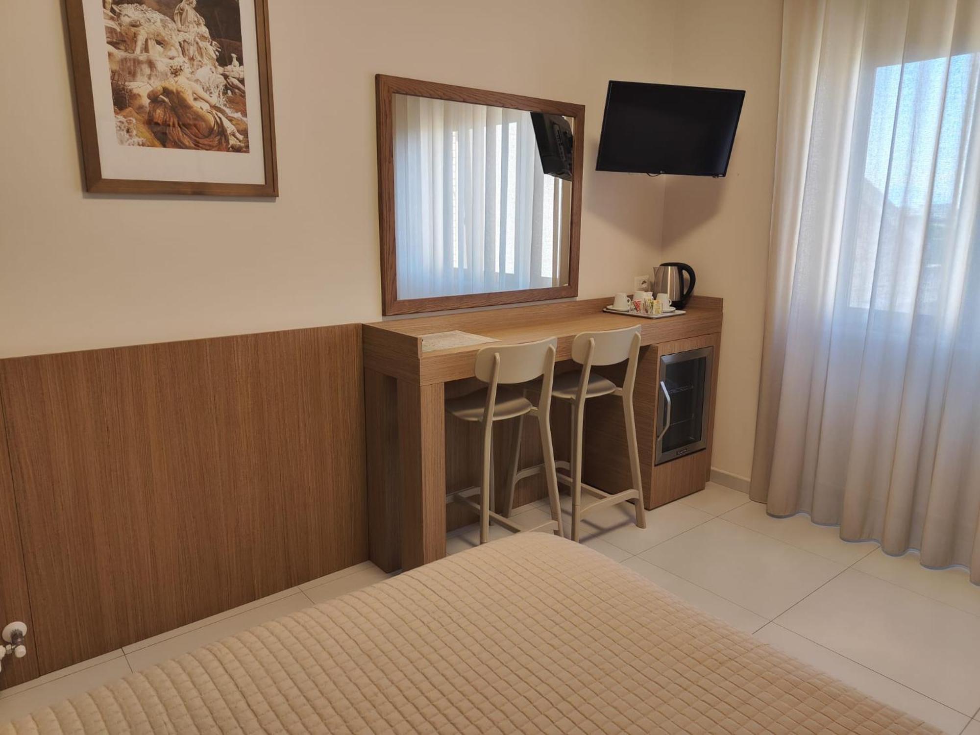 Residenza La Reggia Bed & Breakfast Caserta Ngoại thất bức ảnh