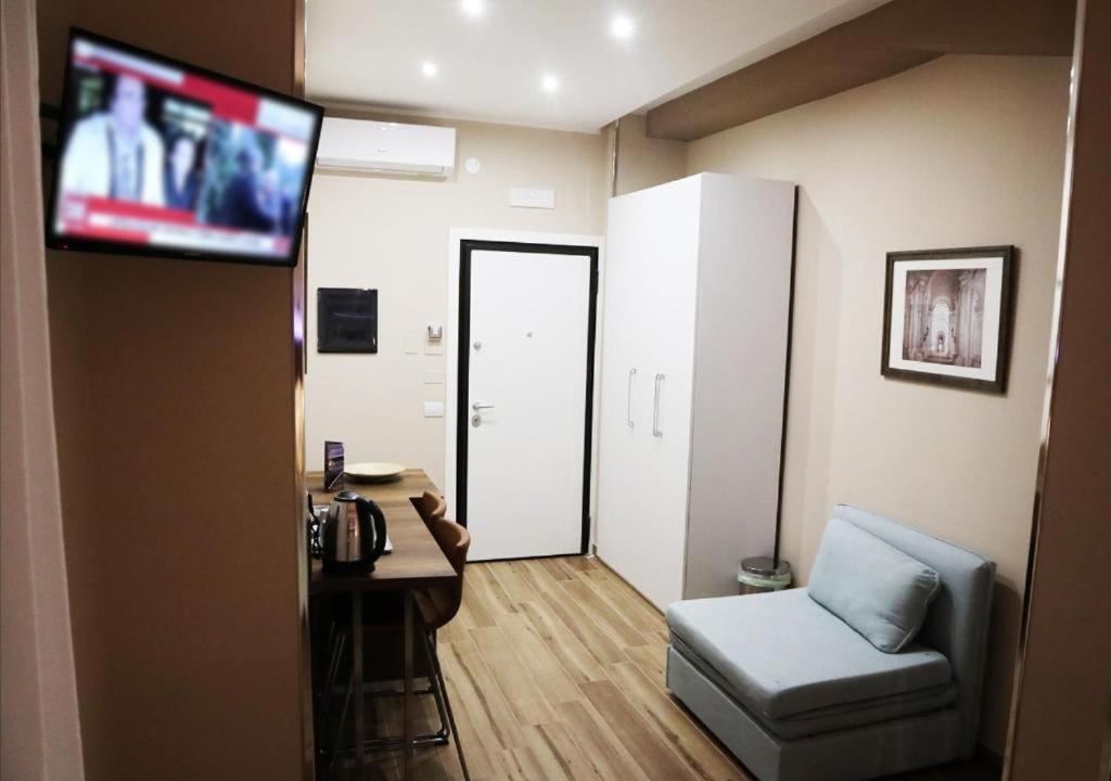 Residenza La Reggia Bed & Breakfast Caserta Ngoại thất bức ảnh
